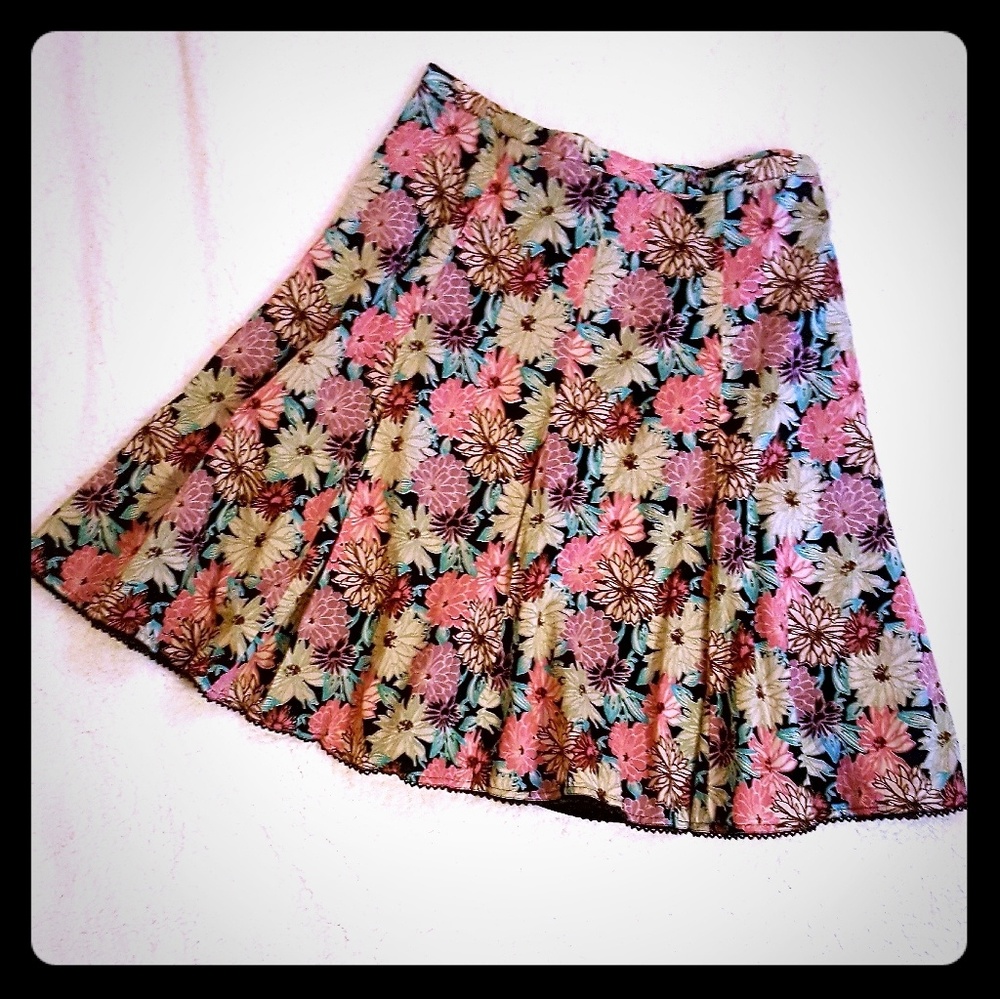 **Villager (Liz Claiborne)** Floral Women's Skirt
